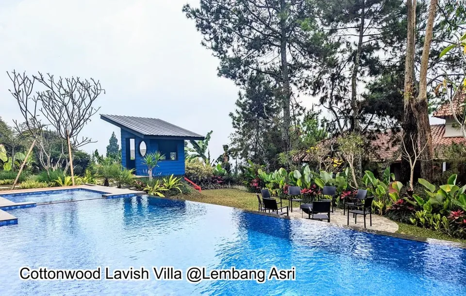 Cottonwood Lavish Villa Lembang Asri — interior photo 4