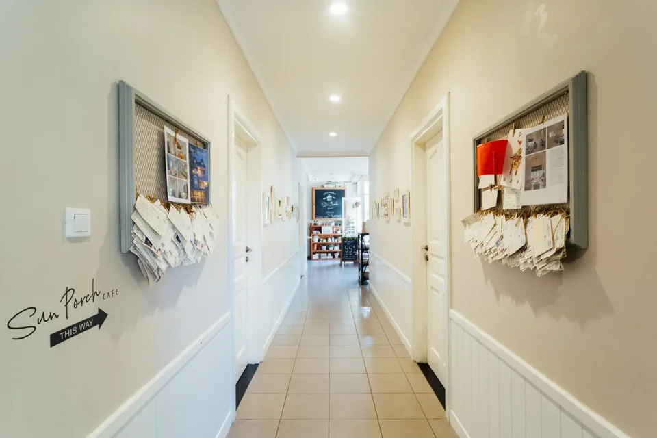Cottonwood Bed & Breakfast House — interior photo 2